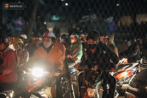 Chuyện ở Hà Nội: Ùn tắc không mất đi, nó chỉ chuyển từ đường này sang đường khác!-19