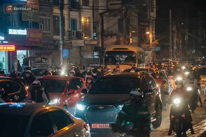 Chuyện ở Hà Nội: Ùn tắc không mất đi, nó chỉ chuyển từ đường này sang đường khác!-22
