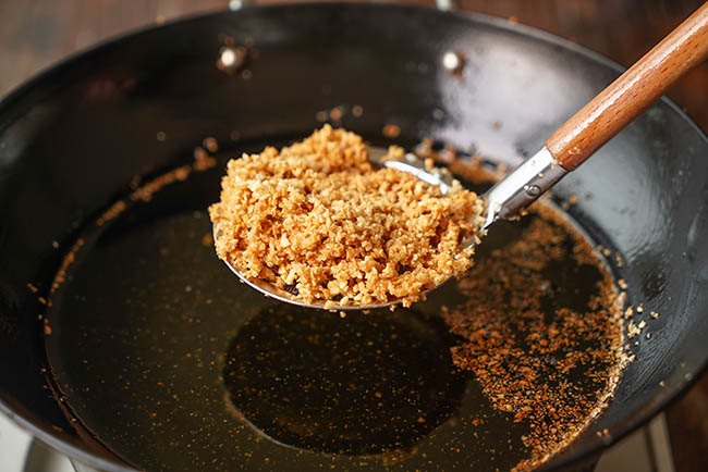 Chán xào chua ngọt, đem sườn xóc tỏi ớt lại được món ngon khiến hàng xóm cũng thèm-2