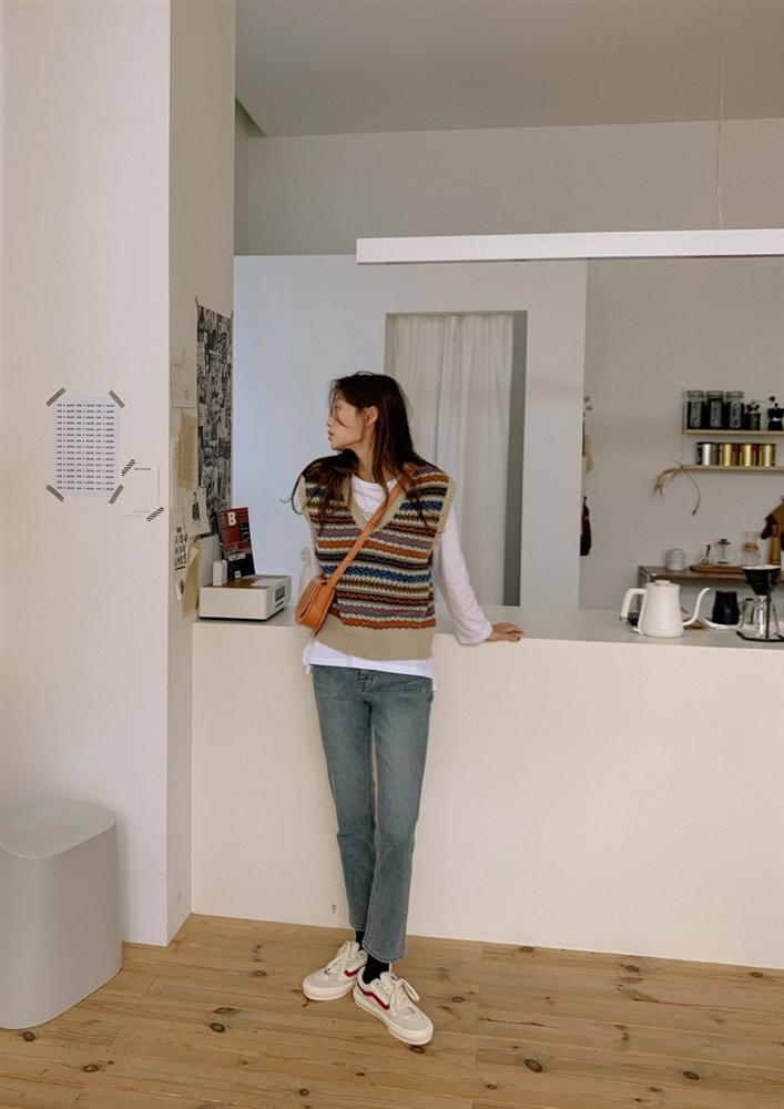 Những outfit sành điệu 100 điểm thường có 5 items này, bạn mau sắm bằng hết để style lên như diều gặp gió-4