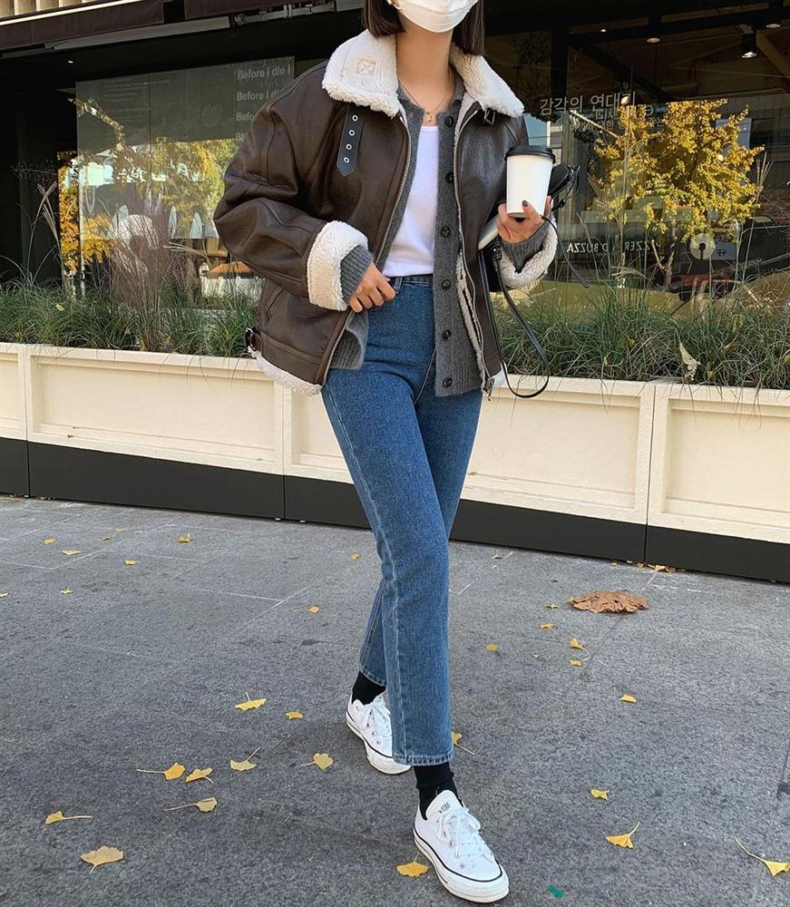 Những outfit sành điệu 100 điểm thường có 5 items này, bạn mau sắm bằng hết để style lên như diều gặp gió-11