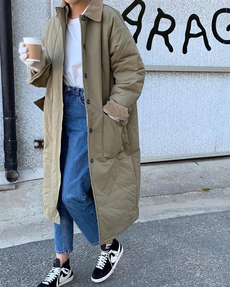 Những outfit sành điệu 100 điểm thường có 5 items này, bạn mau sắm bằng hết để style lên như diều gặp gió-12