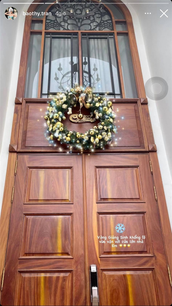 Biệt thự của Bảo Thy được trang hoàng rực rỡ mùa giáng sinh-2