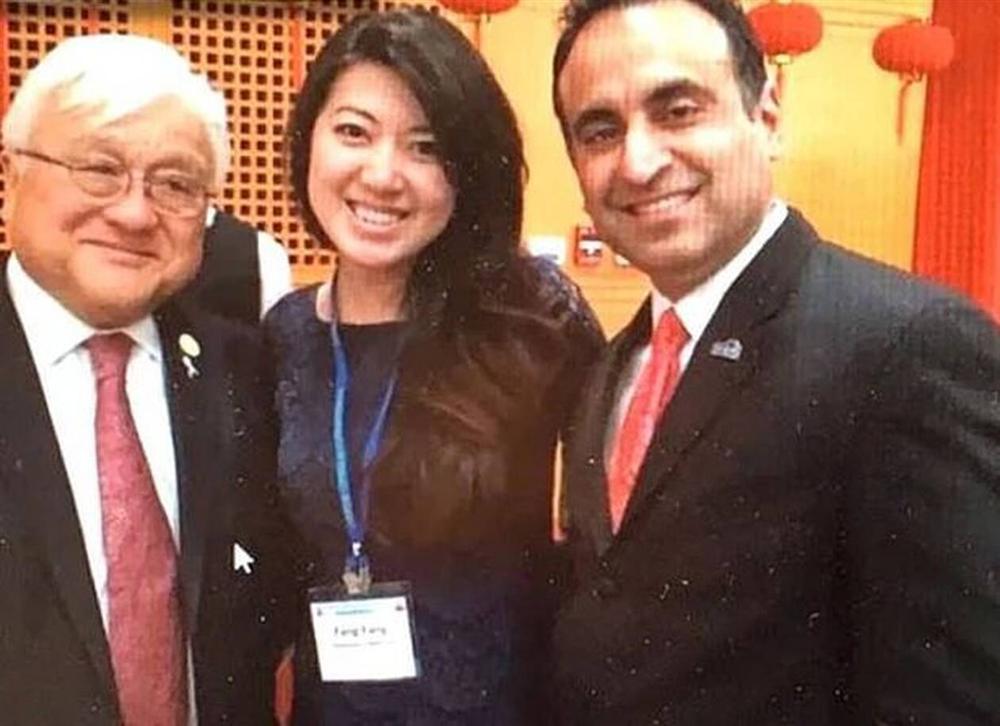 Cô gái xinh đẹp nghi là điệp viên TQ qua đêm với 2 thị trưởng Mỹ là ai?-2