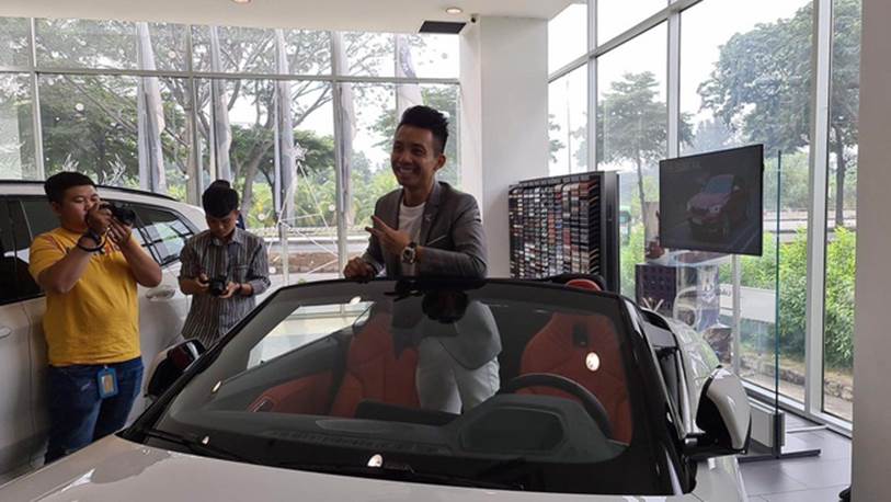 Một người tiết lộ cách đại gia Minh Nhựa đi mua một lúc 3 chiếc xe ô tô hạng sang bằng cách nở nụ cười nhẹ như lông hồng, đẳng cấp đại gia chính là đây!?-5