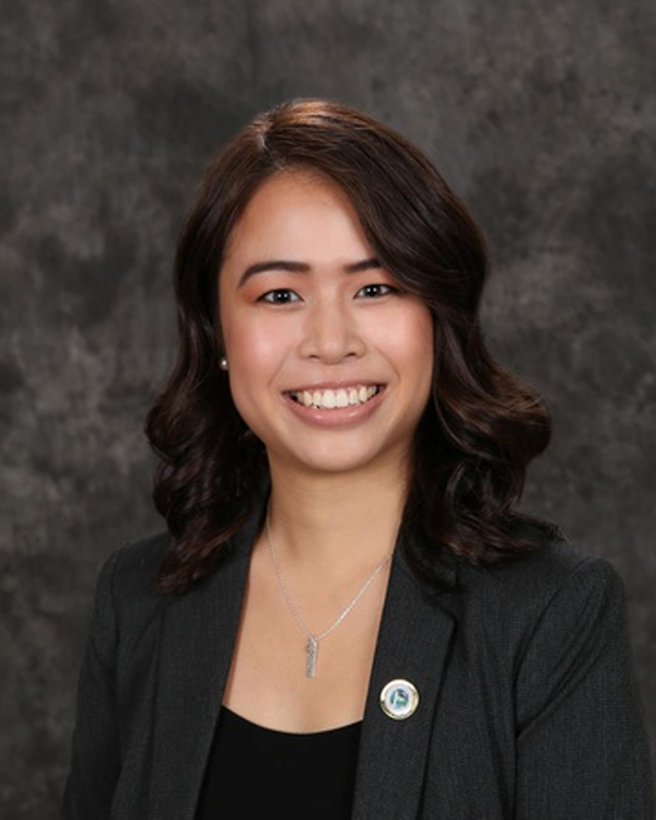 Người phụ nữ gốc Việt 25 tuổi trở thành thị trưởng ở California-1