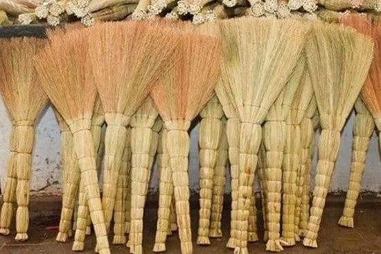 Đừng để chổi ở những vị trí “tam hợp” trong ngôi nhà, nếu không sẽ phạm 'cấm kị', đoản mệnh, tiền mất tật mang trong năm tới