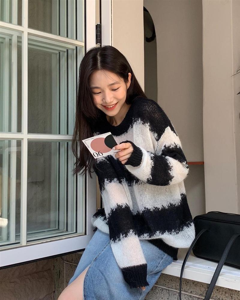 Tips chọn áo len cho ngày đông nhiệt độ thất thường: Chọn mặc đúng sẽ giúp bạn được đồng nghiệp khen nức nở-1