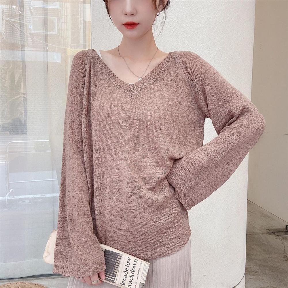 Tips chọn áo len cho ngày đông nhiệt độ thất thường: Chọn mặc đúng sẽ giúp bạn được đồng nghiệp khen nức nở-2