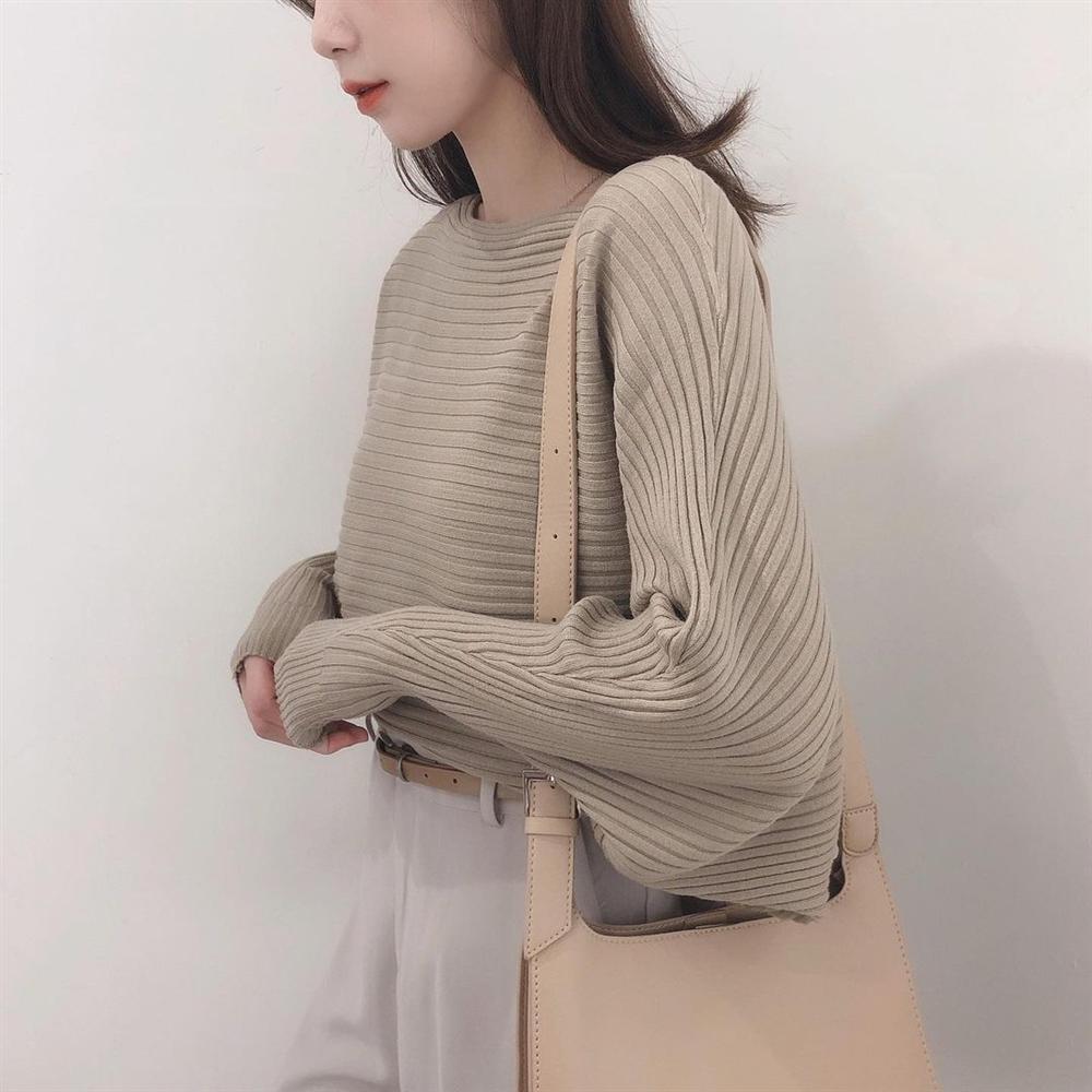 Tips chọn áo len cho ngày đông nhiệt độ thất thường: Chọn mặc đúng sẽ giúp bạn được đồng nghiệp khen nức nở-3