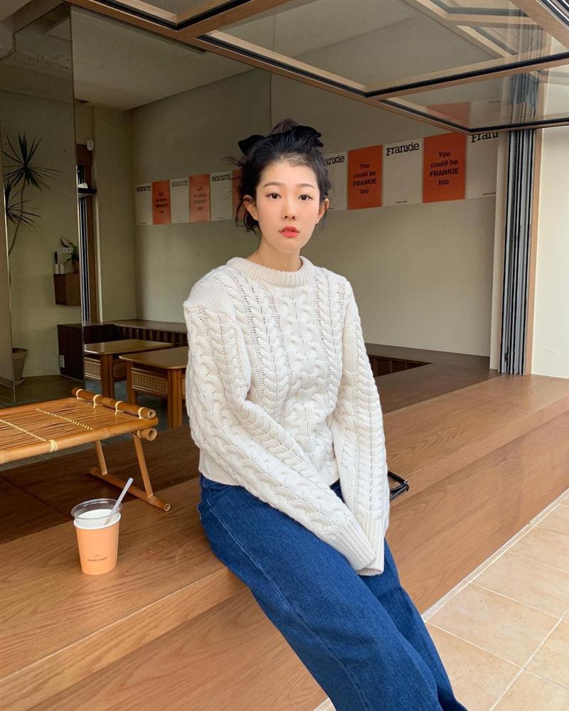 Tips chọn áo len cho ngày đông nhiệt độ thất thường: Chọn mặc đúng sẽ giúp bạn được đồng nghiệp khen nức nở-5