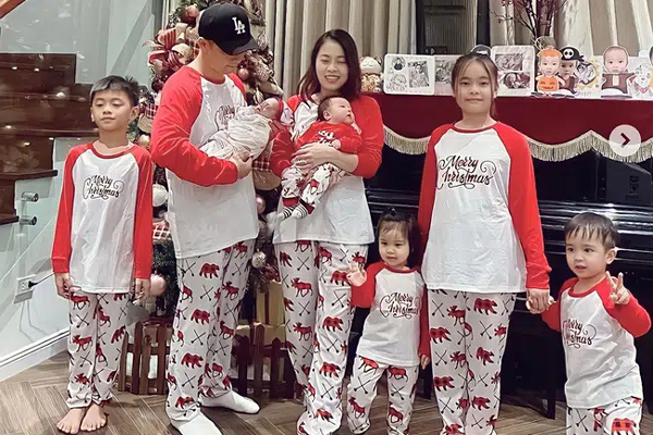 Hằng Túi mừng sinh nhật chồng kiêm chốt sổ năm cũ bằng chiếc building siêu to khổng lồ ngay giữa trung tâm Hà Nội-5