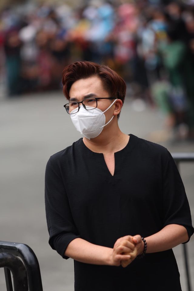 Đại Nghĩa - Trấn Thành và lời nói xấu đầy nước mắt trên chuyến xe chở Chí Tài ra sân bay-1