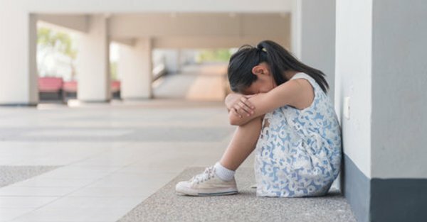 Nói chuyện tiền bạc với trẻ: Đừng khóc vì nghèo hay phô trương sự giàu có” vì chúng chỉ khiến con bạn ngày càng trở nên kém cỏi hơn-2