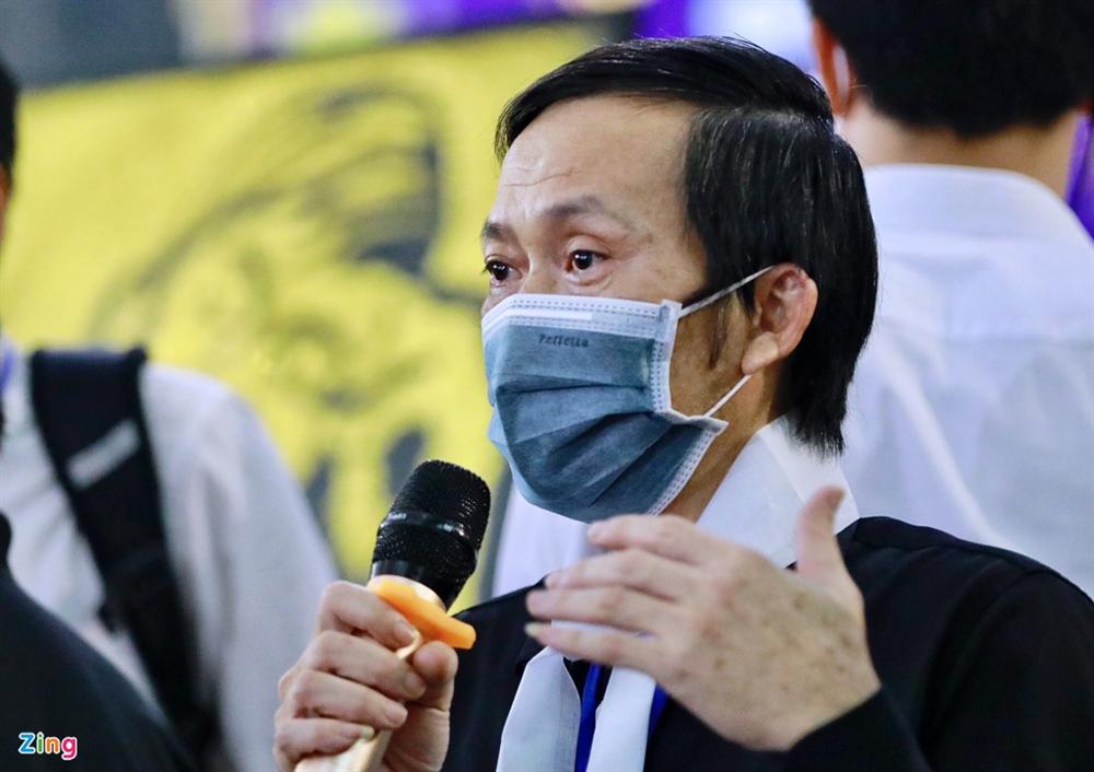 Ngày tiễn đưa Chí Tài và nghĩa cử của Hoài Linh-2