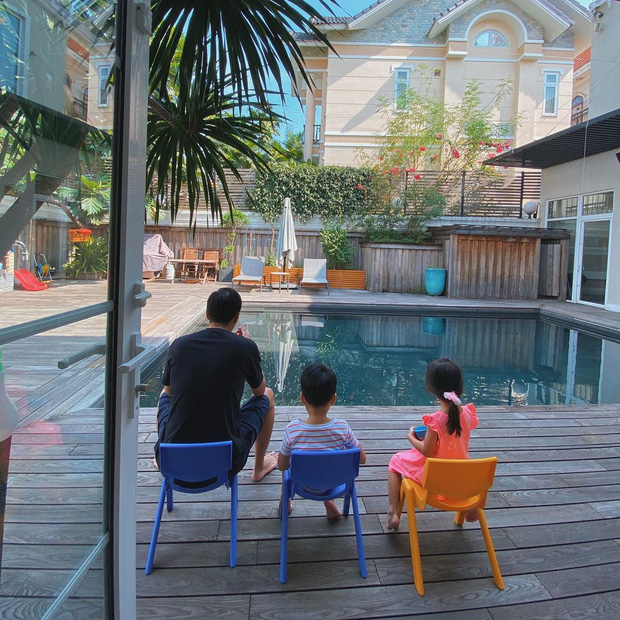 Có gì trong căn biệt thự của Hà Tăng và ông xã Louis Nguyễn?-5