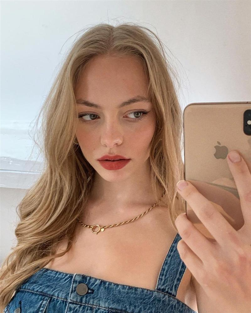 Gái Pháp tóc dài chỉ để quanh 4 kiểu sau đây mà kiểu nào cũng đẹp xinh, sang ngút trời-13