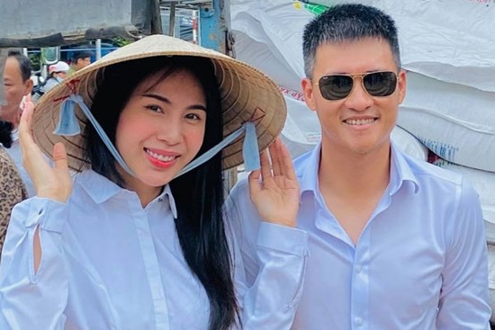 Vừa xong chuyến hỗ trợ đồng bào miền Trung, Thủy Tiên chuẩn bị xây cầu từ thiện ở Nghệ An