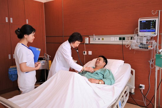Vinmec hỗ trợ tới 70% chi phí mổ tim không đau