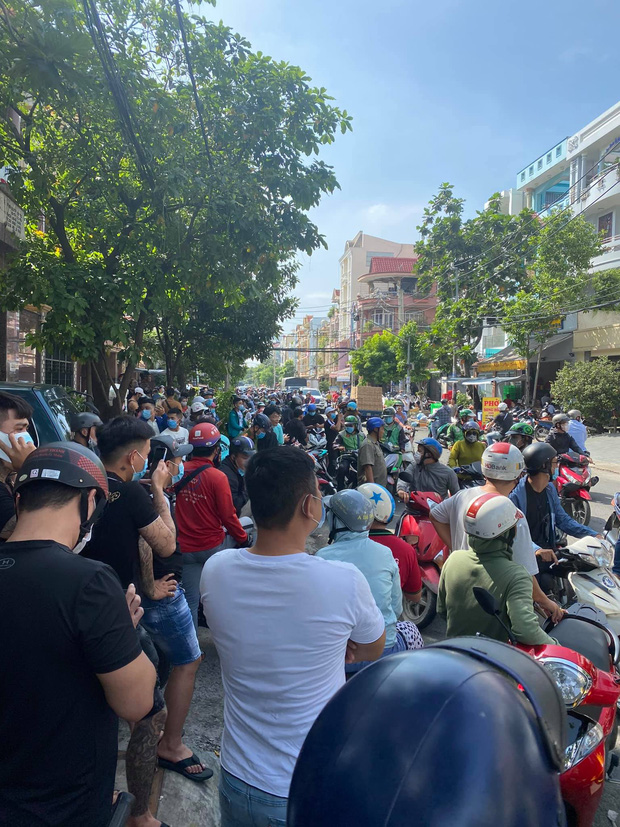 Dàn sao Vbiz đã đến gặp nam gymer xúc phạm NS Chí Tài, Cát Phượng - Huỳnh Phương hé lộ chi tiết buổi nói chuyện-1