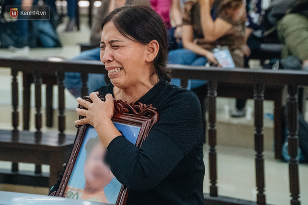 Bà ngoại bé gái bị bạo hành viết đơn giảm án cho vợ chồng Lan Anh: Tôi không muốn những hận thù chồng chất nhau qua bao thế hệ-1