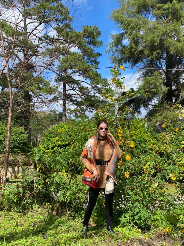 Trang Trần không ngại diện hàng fake, hàng si dù sở hữu nhiều bất động sản tiền tỷ-6