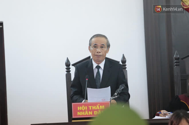 Nữ tiếp viên hàng không bị tài xế Mercedes tông thương tích 79%: Lúc đâm tôi Phong không gọi điện xe cấp cứu, Phong không có tình người-7