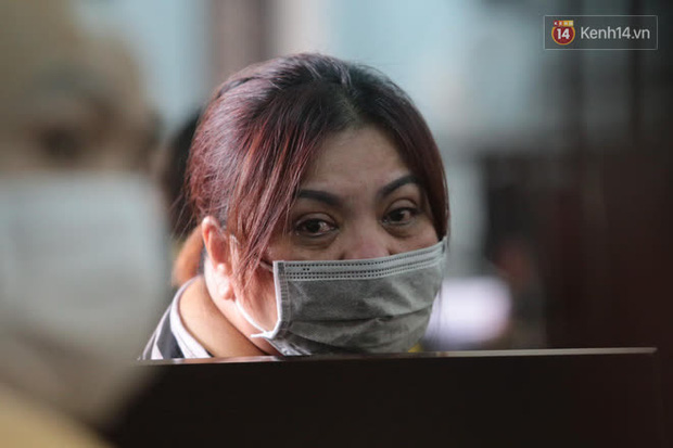 Nữ tiếp viên hàng không bị tài xế Mercedes tông thương tích 79%: Lúc đâm tôi Phong không gọi điện xe cấp cứu, Phong không có tình người-4