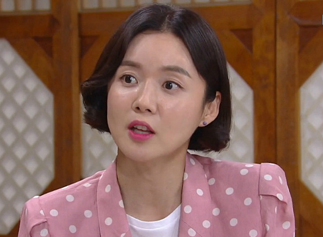 Con trai mua tặng nhẫn kim cương chỉ để dỗ vợ cho con bú, ai ngờ bố chồng vừa nói một câu, con dâu ném thẳng nhẫn vào thùng rác-2