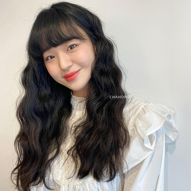 Đâu phải cứ tóc xoăn là dừ, 4 kiểu xoăn của gái Hàn này sẽ khiến bạn xinh đẹp hơn và còn trẻ ra trông thấy-4