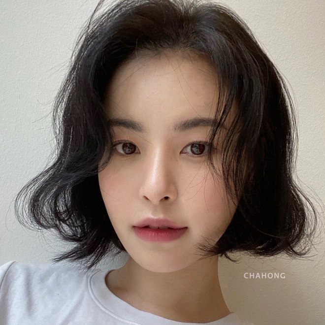 Đâu phải cứ tóc xoăn là dừ, 4 kiểu xoăn của gái Hàn này sẽ khiến bạn xinh đẹp hơn và còn trẻ ra trông thấy-15