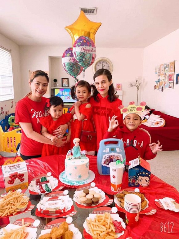 Loạt ảnh con trai 10 tuổi của Ngô Kiến Huy bên mẹ đẻ Thụy Anh và em gái cưng khiến fan tan chảy-2