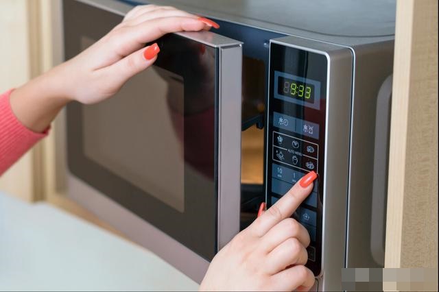 Những sự thật không phải ai cũng biết về lò vi sóng, đọc ngay bài viết này để ngăn ngừa ung thư từ bây giờ-4