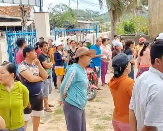 Nữ giáo viên chém đồng nghiệp tại trường-2