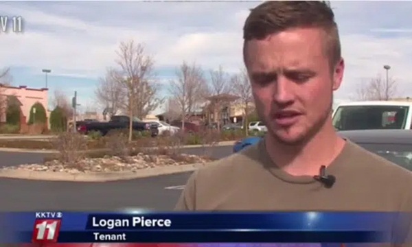 Bí mật cài camera, người đàn ông giật mình khi thấy chủ trọ lẻn vào phòng ngủ của mình cùng hành động kinh tởm tiếp theo-1