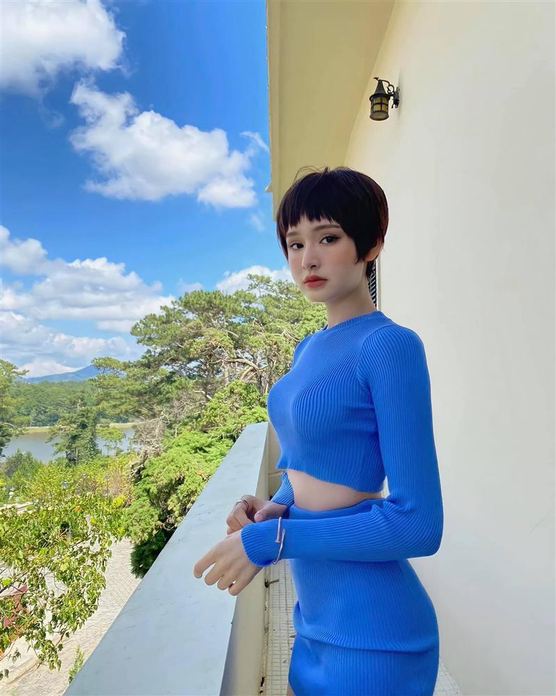 Vốn là người ăn diện rất có gu nhưng Hiền Hồ lại rơi vào cảnh bi đát vì chọn sai giày-7