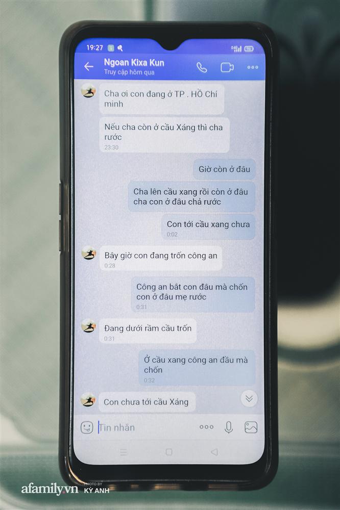 Hành trình ly kỳ như trên phim của 3 đứa trẻ đạp xe 400km suốt 5 ngày từ Cà Mau lên Sài Gòn để thăm mẹ: Tin nhắn cắt đứt hi vọng của người mẹ, tụi con đi thêm 1 ngày nữa sẽ không sống nổi!-19