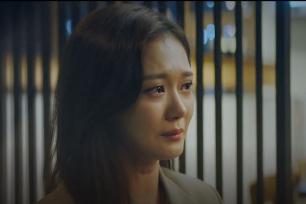 Nghe mẹ chồng dặn con trai: Để ý không vợ nó bòn hết cho nhà ngoại, nàng dâu đẩy cửa đi vào cùng hành động lạ khiến bà im lặng-3