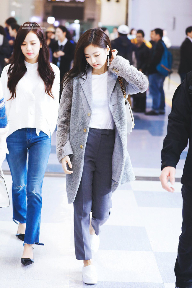 Hội mỹ nhân thấp bé có 12 cách diện áo khoác dài không bị ăn bớt chiều cao, trái lại còn hack dáng vô đối-4