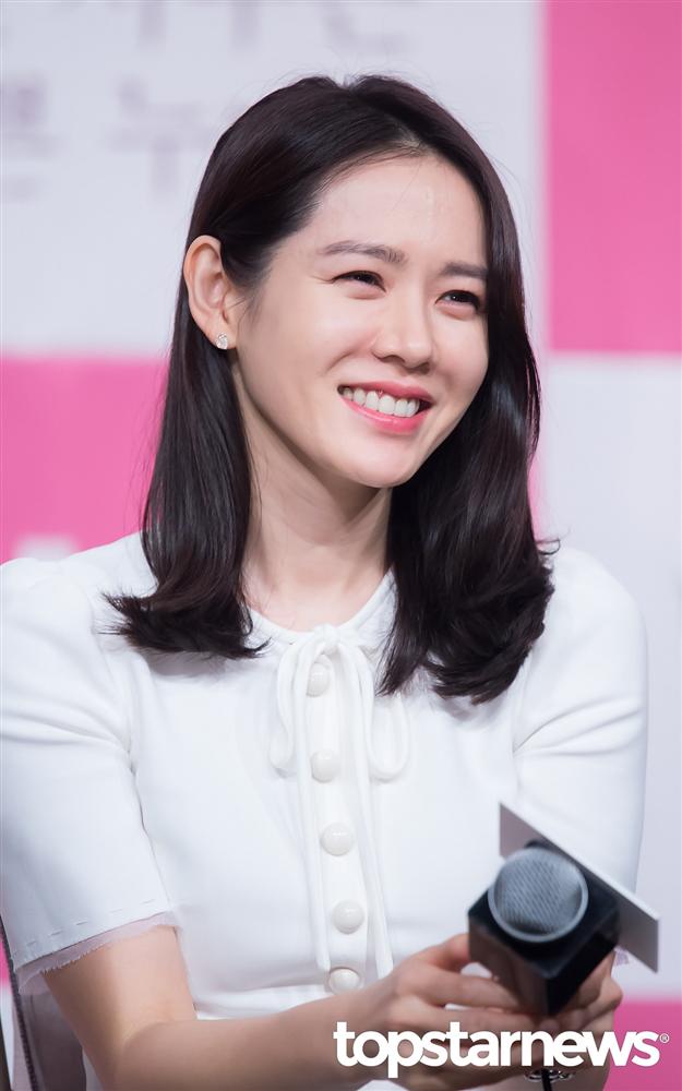 4 kiểu tóc đẹp đỉnh cao của Son Ye Jin: Đều hợp với nàng U30, ngắm thì kiểu gì cũng tìm thấy chìa khóa lên đời nhan sắc-1