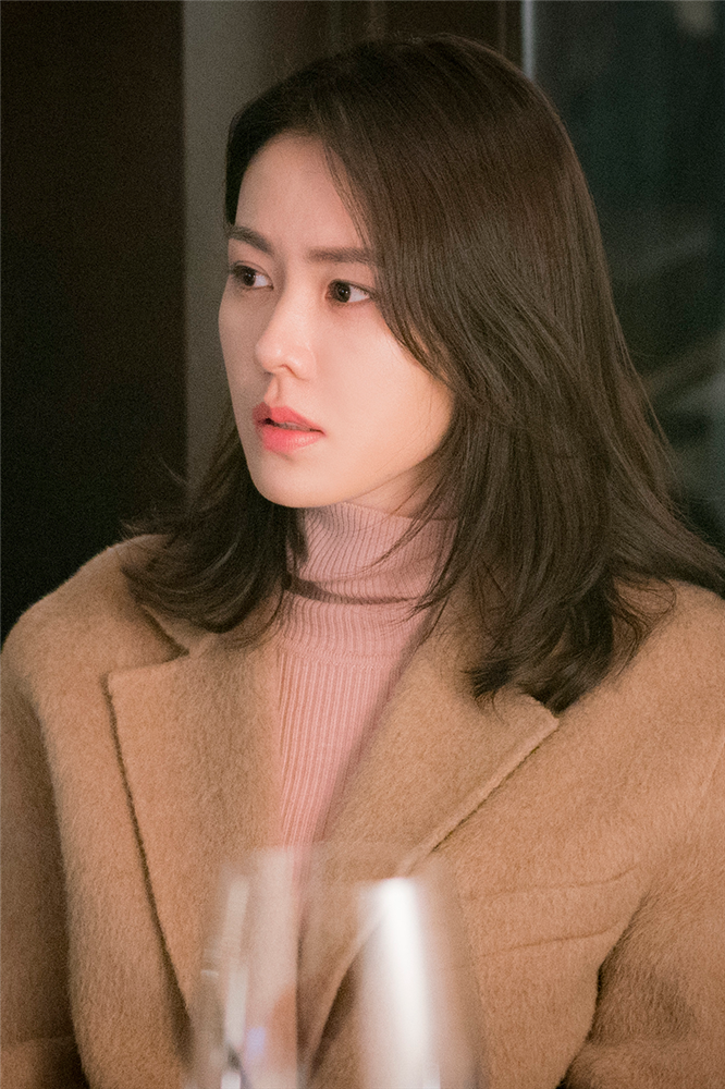 4 kiểu tóc đẹp đỉnh cao của Son Ye Jin: Đều hợp với nàng U30, ngắm thì kiểu gì cũng tìm thấy chìa khóa lên đời nhan sắc-4