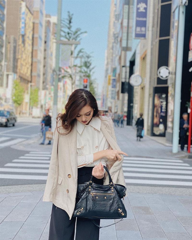 5 nàng Hậu có style đời thường cực ổn áp, Hoa hậu Trái đất Phương Khánh im ắng nhất nhưng hóa ra là trùm mặc sang-14