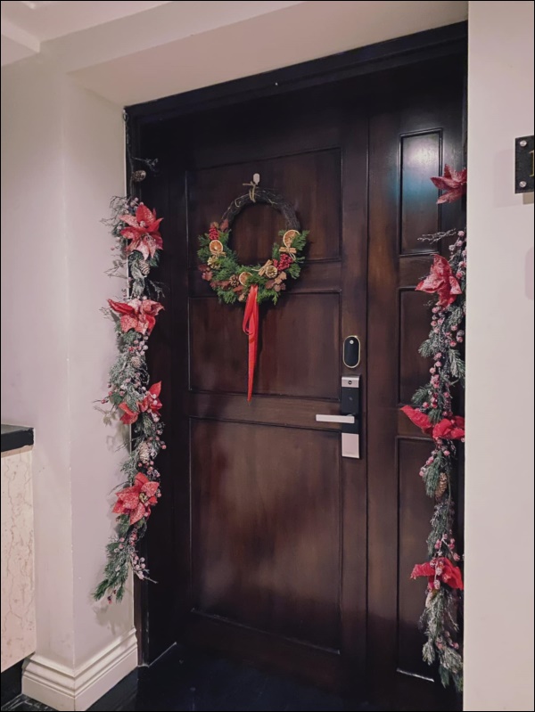 8 ý tưởng trang trí nhà cửa đẹp mê ly cho ngày lễ Giáng sinh thêm an lành, ấm áp-12