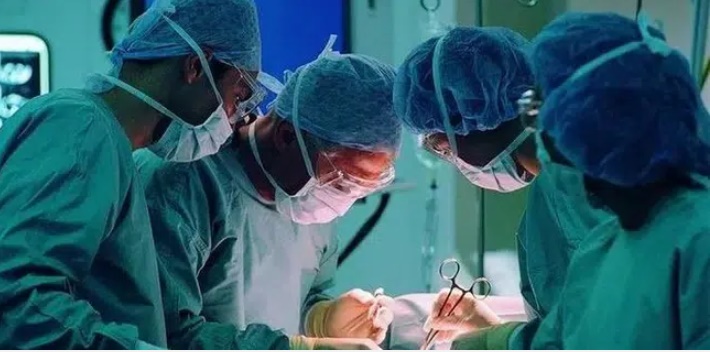 Sản phụ đột tử trên đường vào bệnh viện lúc đang mang thai 9 tháng, khi bác sĩ mổ bụng, ai cũng sốc với cảnh tượng trước mắt-2