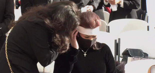 Lễ viếng NS Chí Tài tại Mỹ: Quan tài NS Chí Tài đóng lại vĩnh viễn, bà xã Phương Loan không nỡ rời xa linh cữu-23