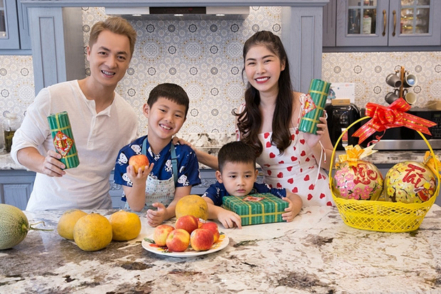 Có gì trong biệt thự 2 triệu đô của vợ chồng Đăng Khôi ở Quận 7?-1