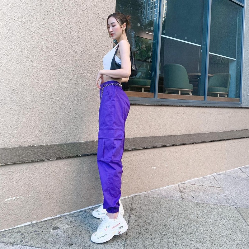 Tâm Tít khoe dáng nuột với cây đen - Minh Hằng lên đồ menswear ngầu đét-5