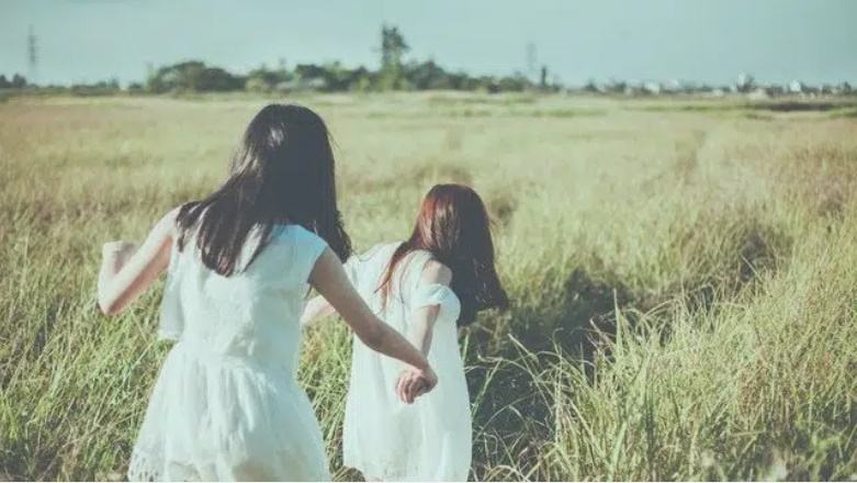 Trót yêu bố của bạn thân, tôi bị tri kỷ 10 năm dằn mặt ngay giữa trường học nhưng không đành buông bỏ chỉ vì một tờ giấy-1