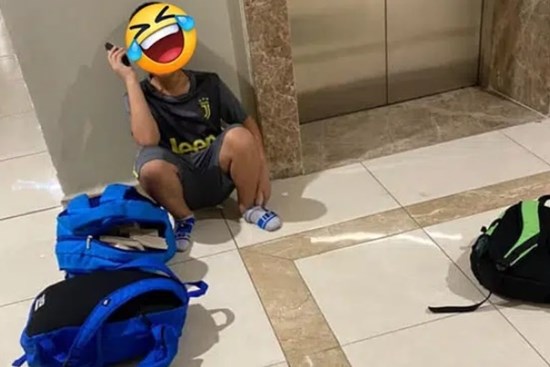 Bé trai đòi bỏ nhà đi vì giận mẹ, nhưng vừa ra thang máy đã vội tìm cách 