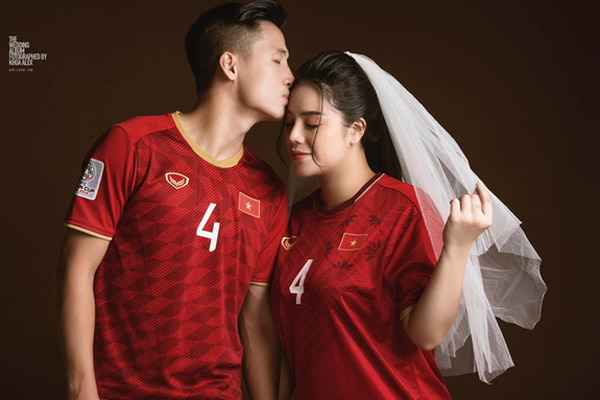 Lộ thiệp cưới độc đáo của Tiến Dũng và Khánh Linh-1